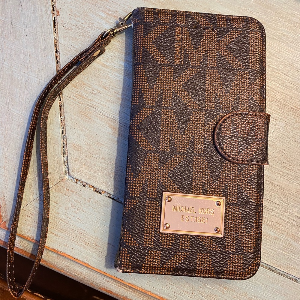 Michael Kors IPhone 6+ case